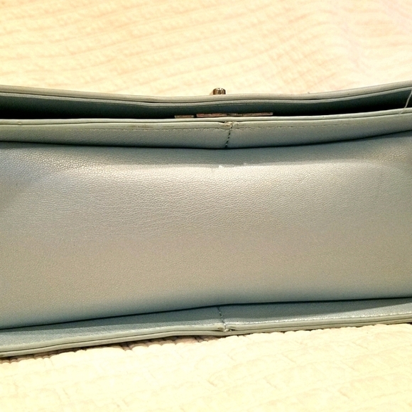 LAST ONE!-NWT Badgley Mischka Quilted Blue Crossbody - Picture 8 of 12